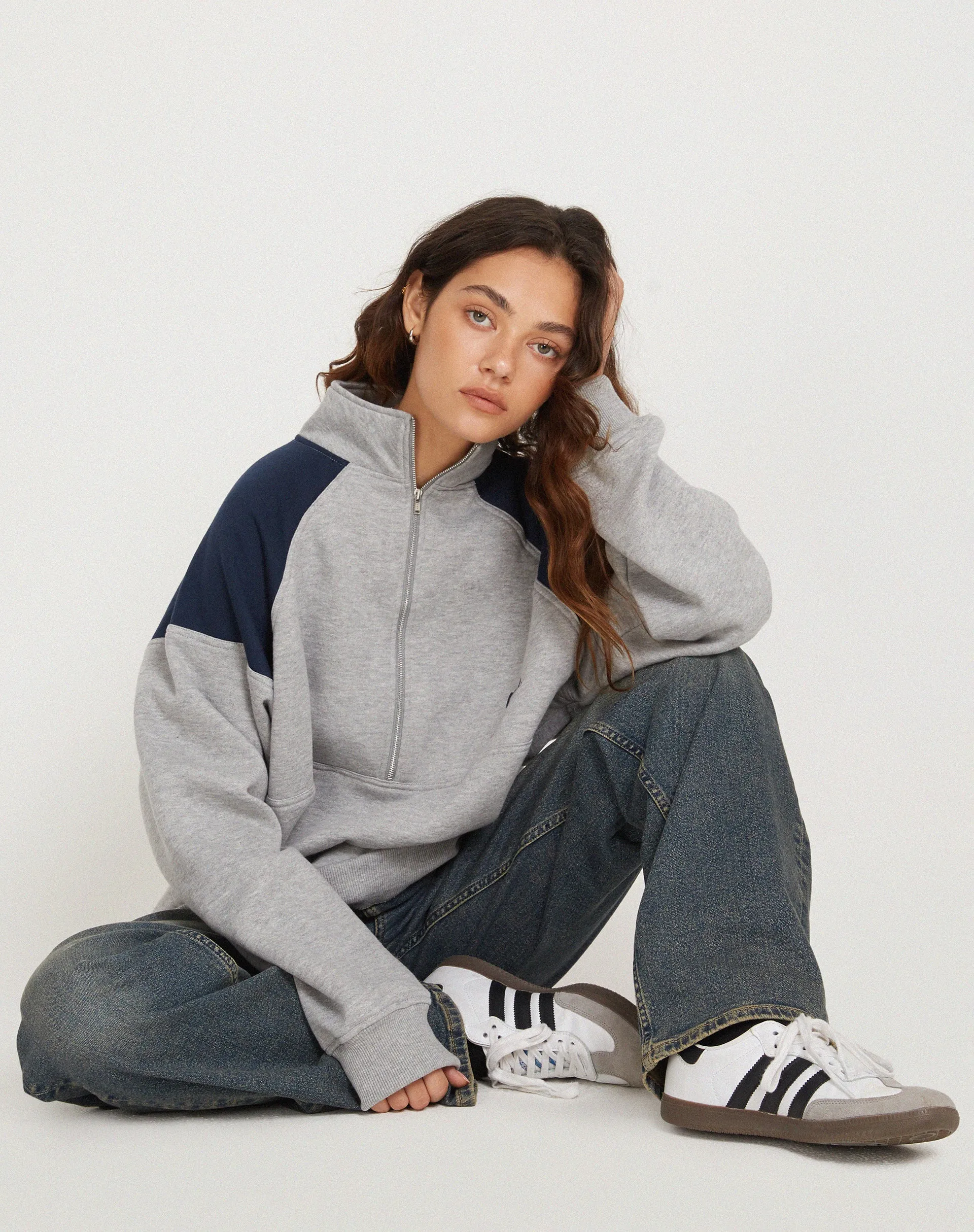 Laksa Sweatshirt in Grey and Marl Navy