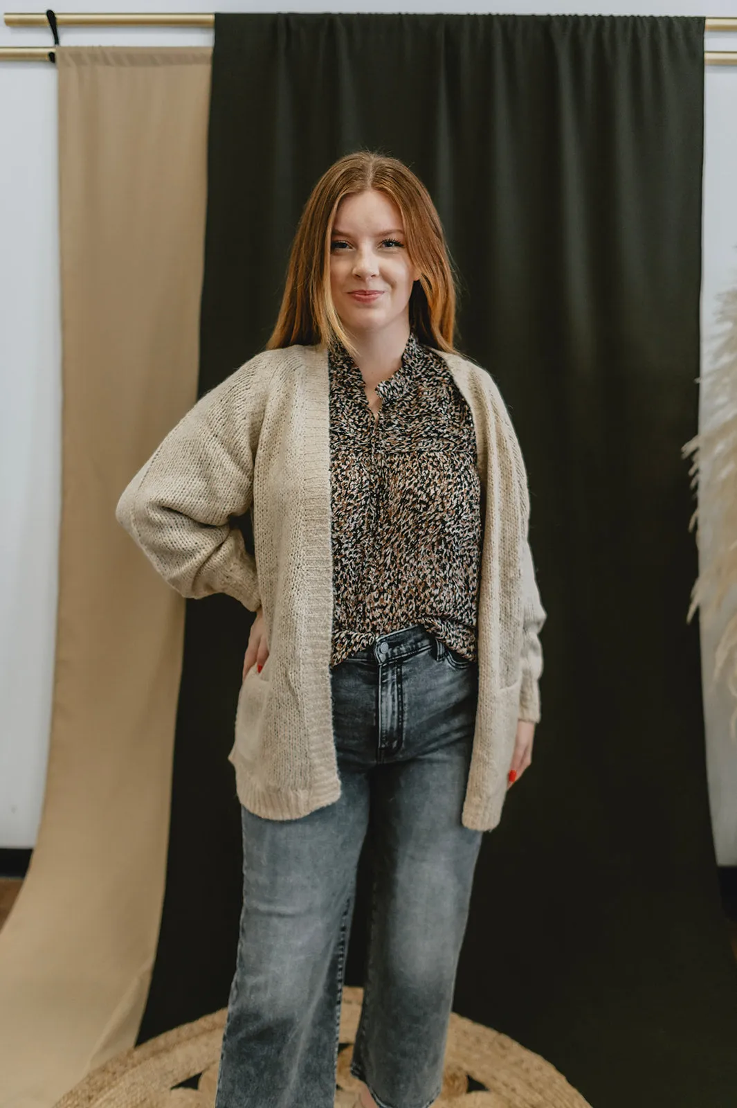 The Omira Cardigan - Oatmeal